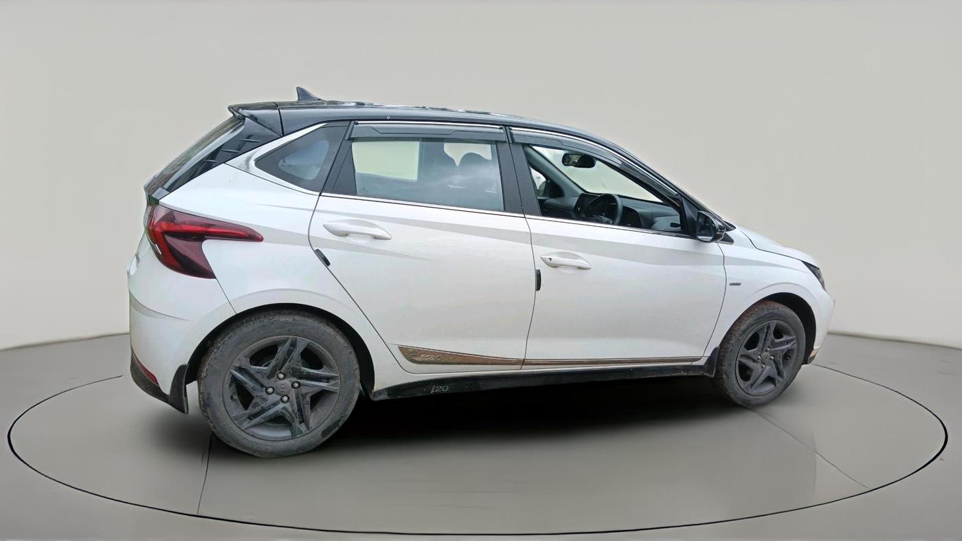 2023 Hyundai NEW I20 SPORTZ 1.2 AT, Petrol, Automatic, 32,238 km, exterior