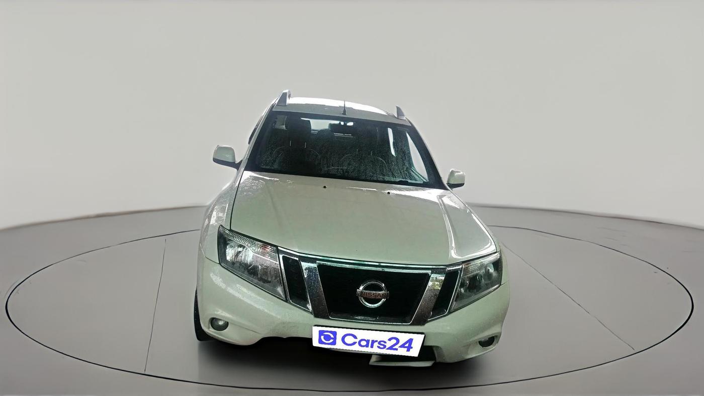 2015 Nissan Terrano XV D THP 110 PS, Diesel, Manual, 1,01,664 km, exterior