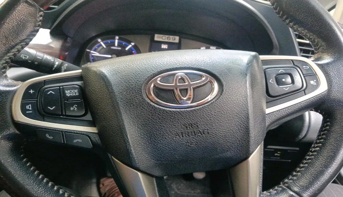 2017 Toyota Innova Crysta 2.4 VX 7 STR, Diesel, Manual, 2,40,628 km, interior