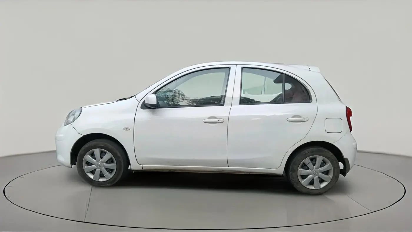 2011 Nissan Micra XV DIESEL, Diesel, Manual, 1,36,104 km, exterior