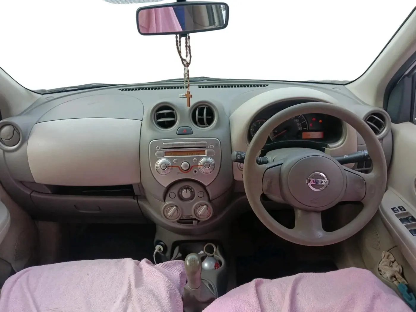 2011 Nissan Micra XV DIESEL, Diesel, Manual, 1,36,104 km, interior