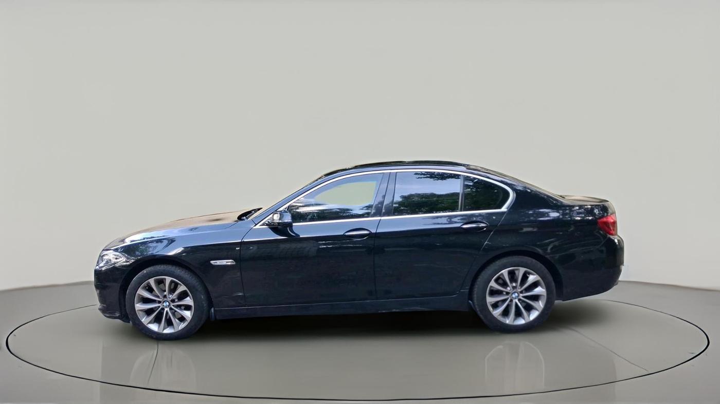 2014 BMW 5 Series 520D LUXURY LINE, Diesel, Automatic, 1,37,423 km, exterior