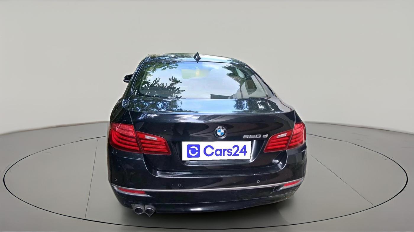 2014 BMW 5 Series 520D LUXURY LINE, Diesel, Automatic, 1,37,423 km, exterior