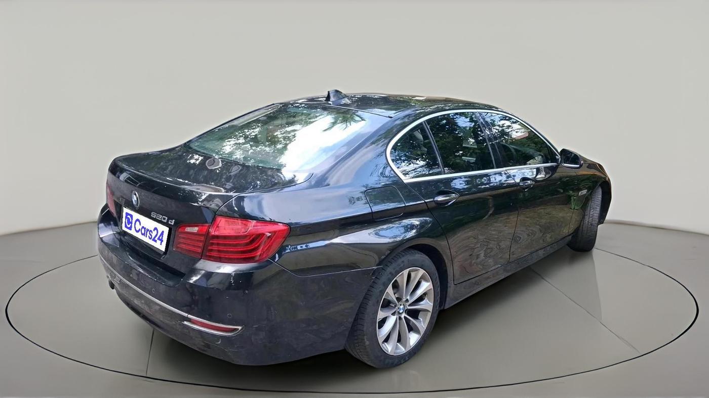 2014 BMW 5 Series 520D LUXURY LINE, Diesel, Automatic, 1,37,423 km, exterior