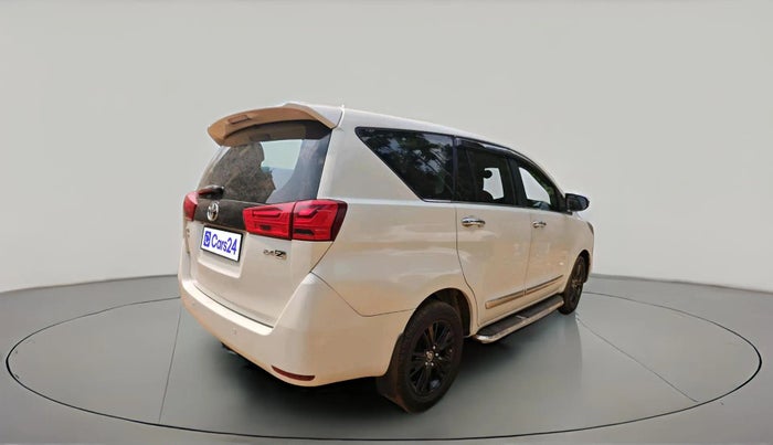 2016 Toyota Innova Crysta 2.4 ZX 7 STR, Diesel, Manual, 2,16,808 km, exterior