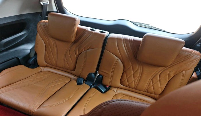 2016 Toyota Innova Crysta 2.4 ZX 7 STR, Diesel, Manual, 2,16,808 km, interior