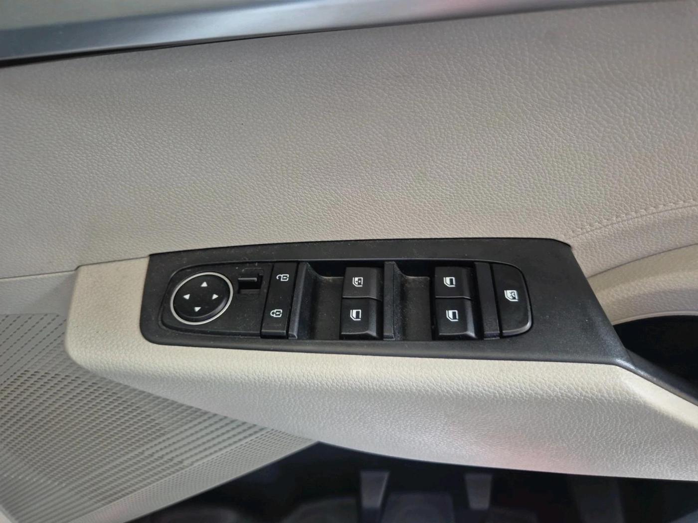 2022 KIA CARENS PRESTIGE 1.5 DIESEL 7 STR, Diesel, Manual, 19,770 km, interior