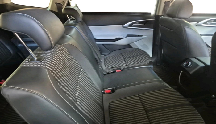 2022 KIA CARENS PRESTIGE 1.5 DIESEL 7 STR, Diesel, Manual, 19,770 km, interior