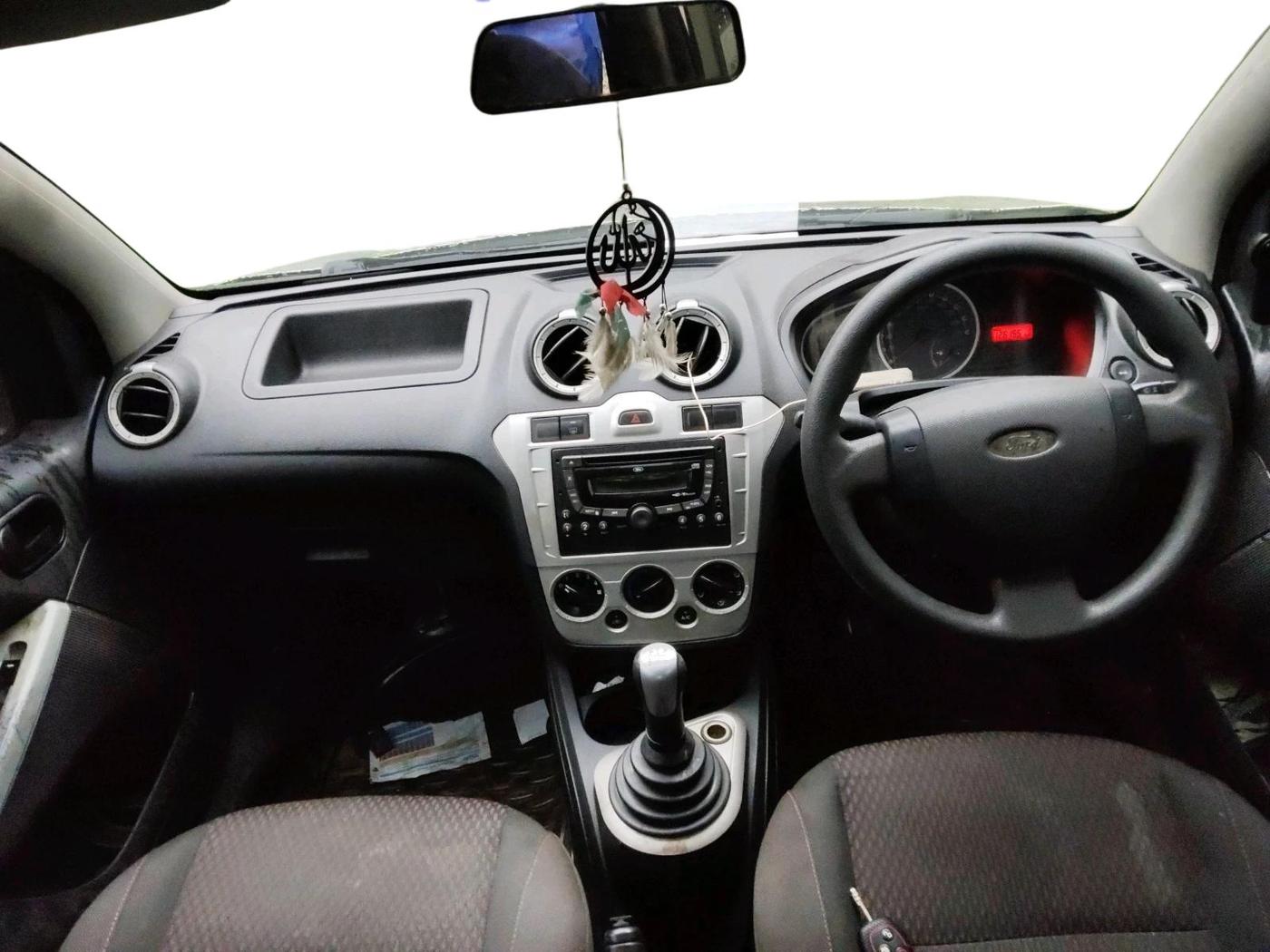 2011 Ford Figo ZXI 1.4 DIESEL, Diesel, Manual, 1,26,155 km, interior