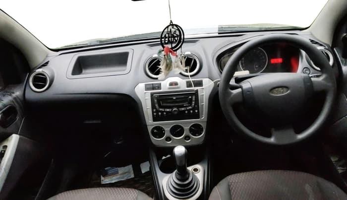 2011 Ford Figo ZXI 1.4 DIESEL, Diesel, Manual, 1,26,155 km, interior