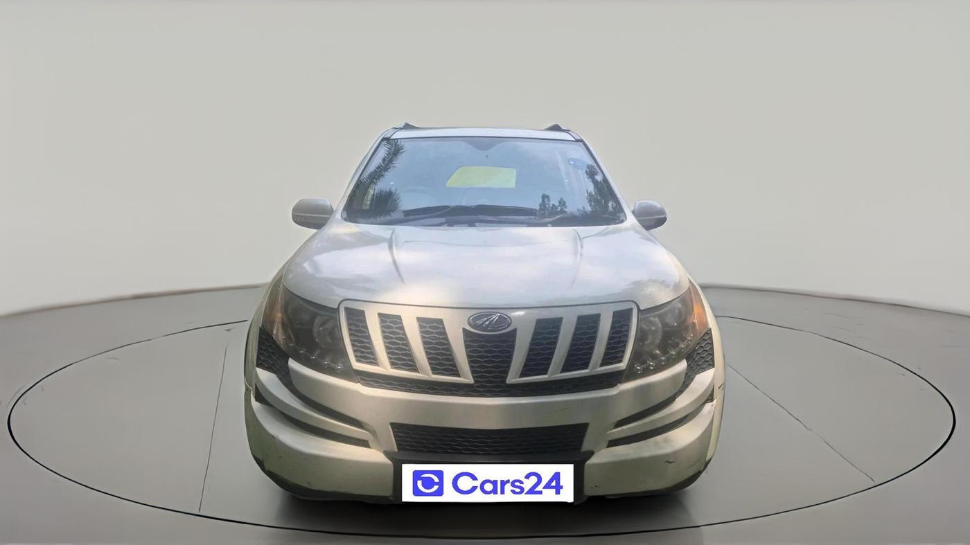 2013 Mahindra XUV500 W8, Diesel, Manual, 80,811 km, exterior
