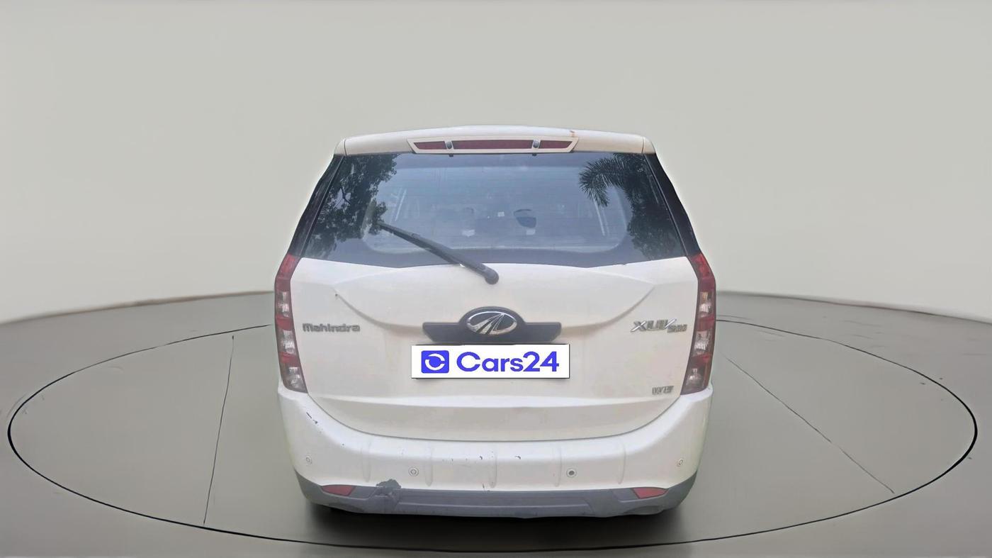 2013 Mahindra XUV500 W8, Diesel, Manual, 80,811 km, exterior