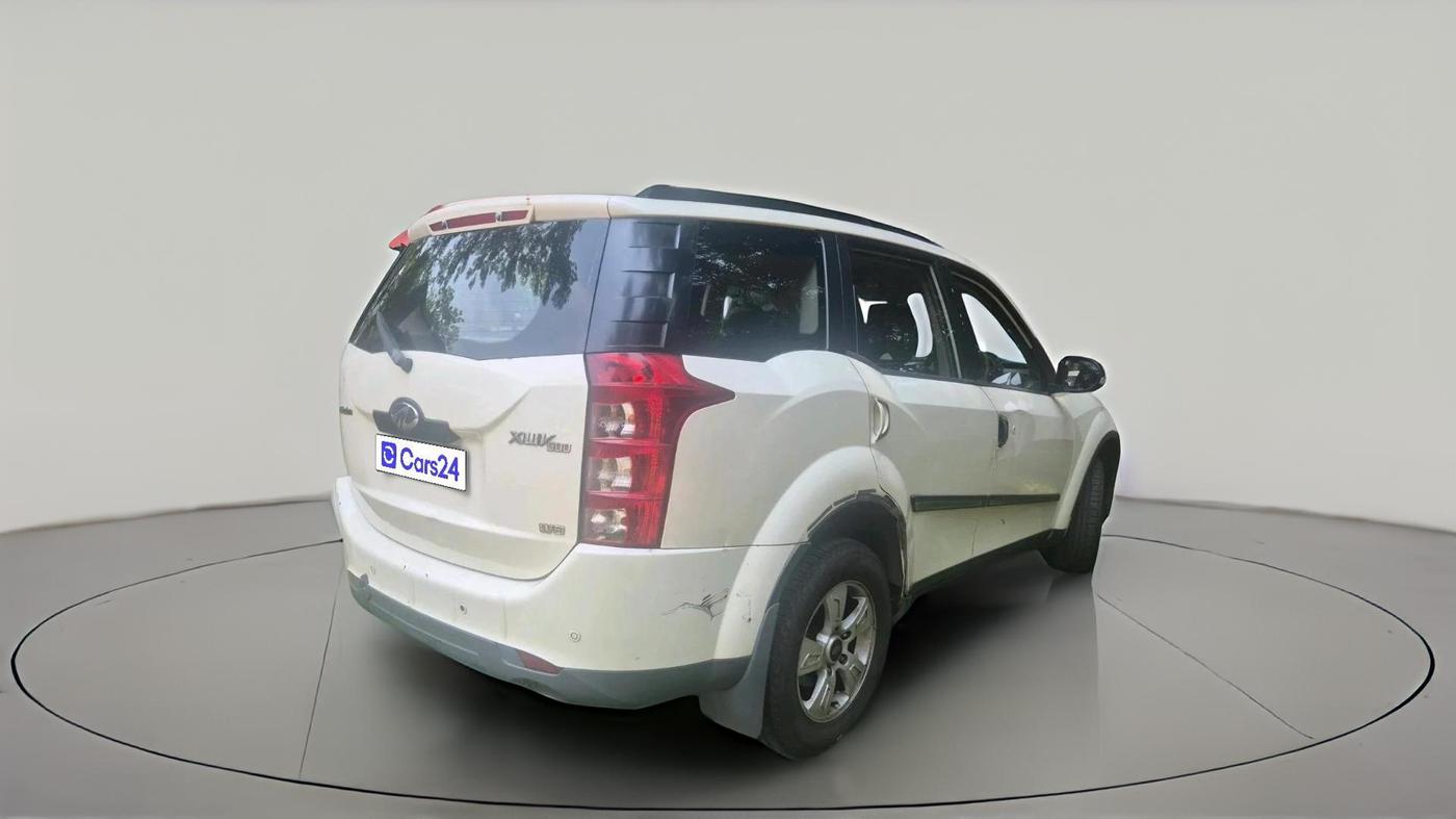 2013 Mahindra XUV500 W8, Diesel, Manual, 80,811 km, exterior