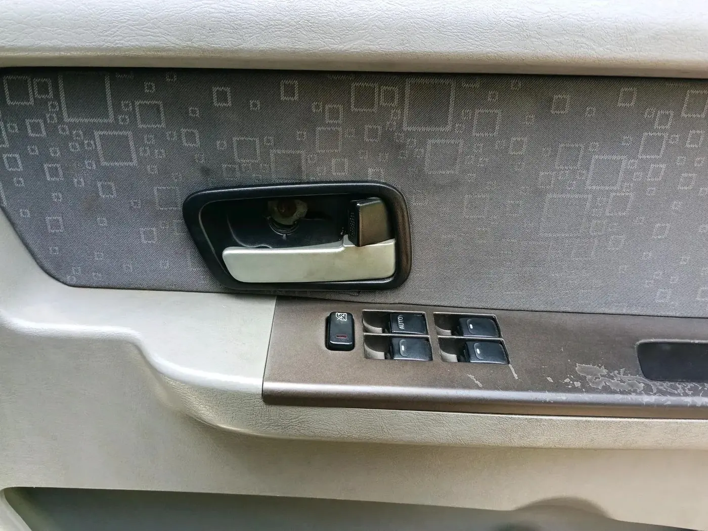 2011 Tata Sumo EX PLUS, Diesel, Manual, 1,06,627 km, interior