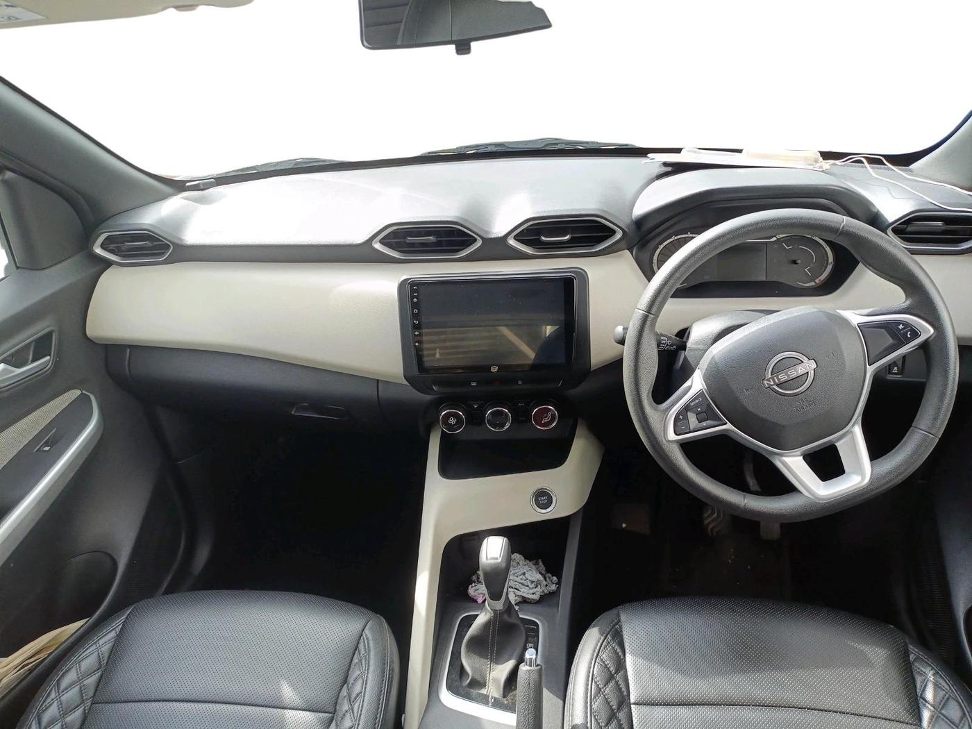 2021 Nissan MAGNITE XL TURBO CVT, Petrol, Automatic, 19,174 km, interior