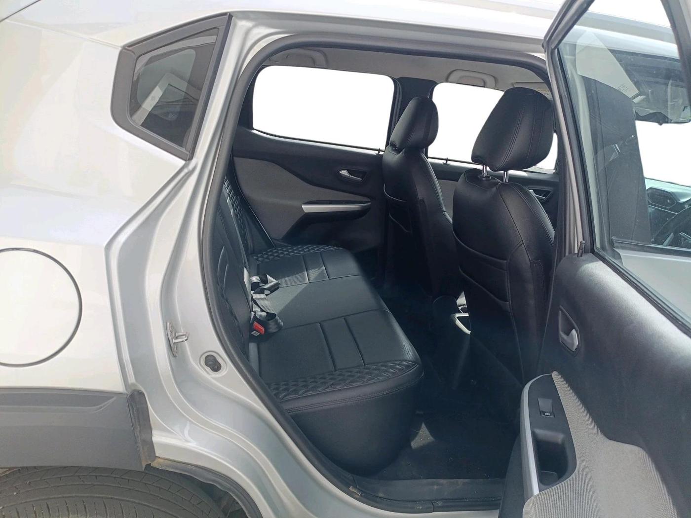 2021 Nissan MAGNITE XL TURBO CVT, Petrol, Automatic, 19,174 km, interior