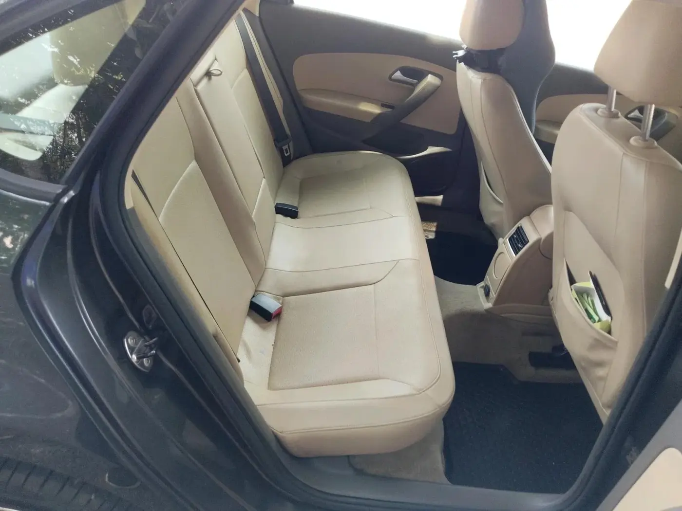 2020 Volkswagen Vento HIGHLINE 1.0L TSI, Petrol, Manual, 1,78,045 km, interior