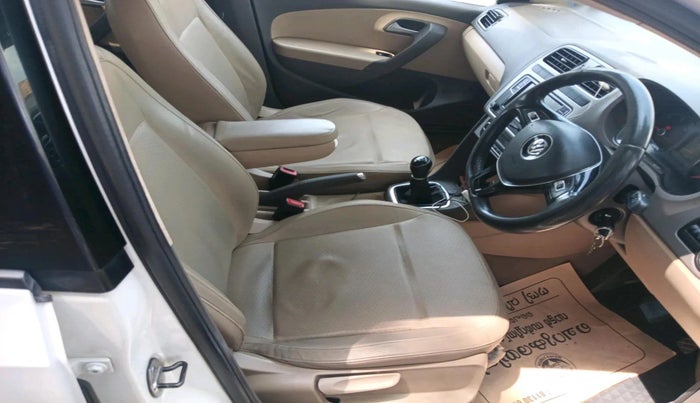 2017 Volkswagen Vento HIGHLINE DIESEL 1.5, Diesel, Manual, 1,76,097 km, interior