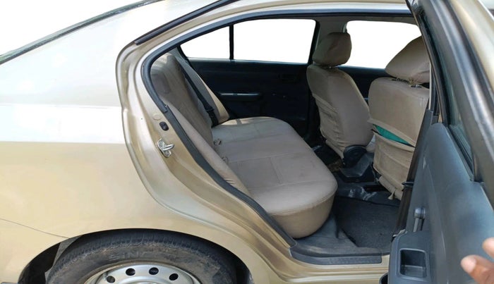 2009 Maruti Swift LXI 1.3, Petrol, Manual, 1,63,871 km, interior