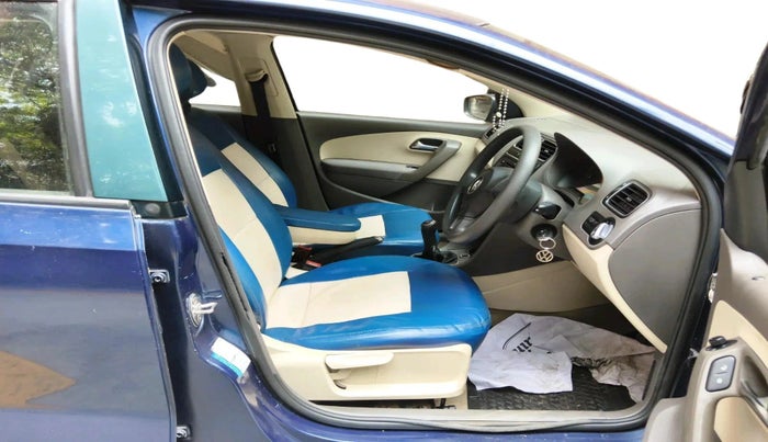 2011 Volkswagen Vento COMFORTLINE 1.6, Petrol, Manual, 77,345 km, interior