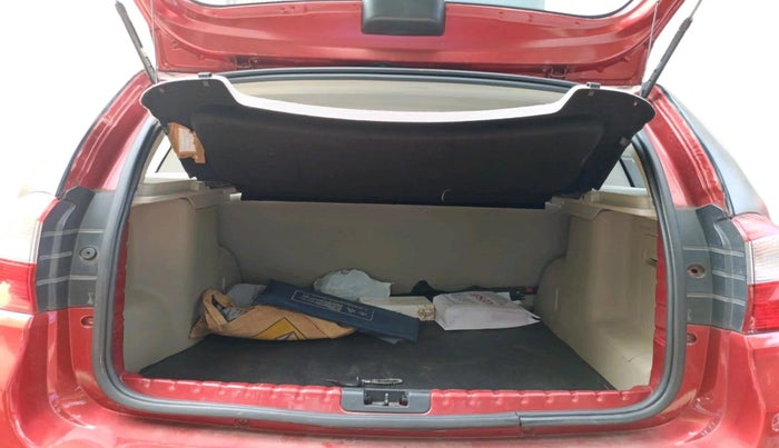 2015 Nissan Terrano XL (P), Petrol, Manual, 77,683 km, exterior