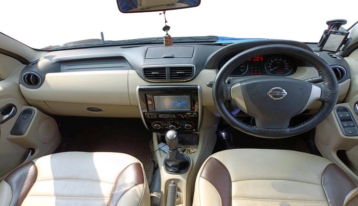 2015 Nissan Terrano XL (P), Petrol, Manual, 77,683 km, interior