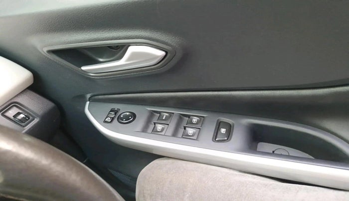 2022 Nissan MAGNITE XV TURBO, Petrol, Manual, 49,357 km, interior