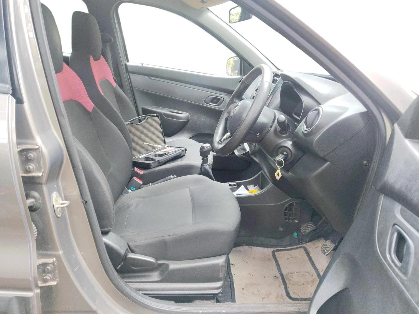 2019 Renault Kwid RXL, Petrol, Manual, 51,432 km, interior