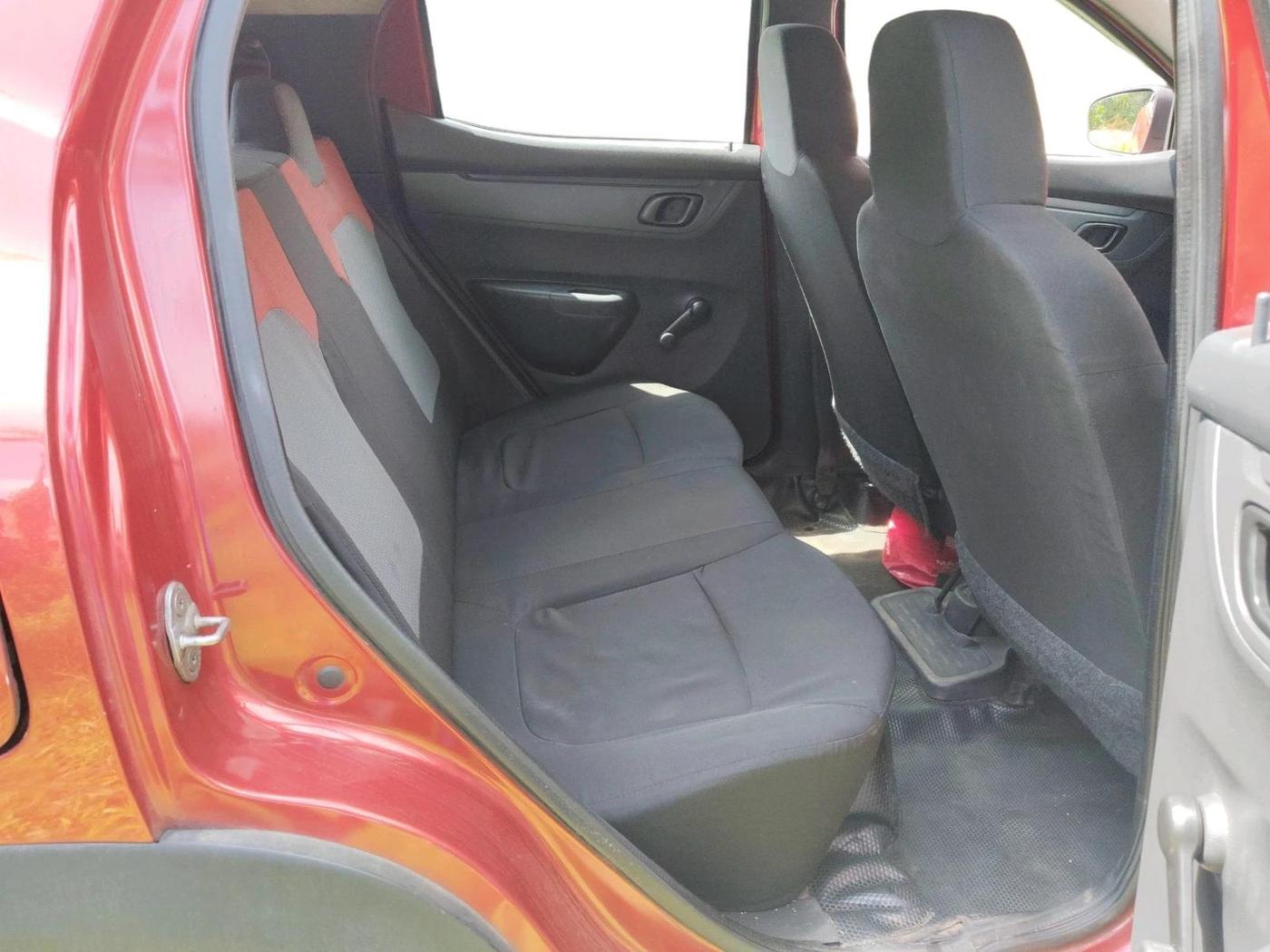 2016 Renault Kwid RXT 0.8 (O), Petrol, Manual, 64,538 km, interior