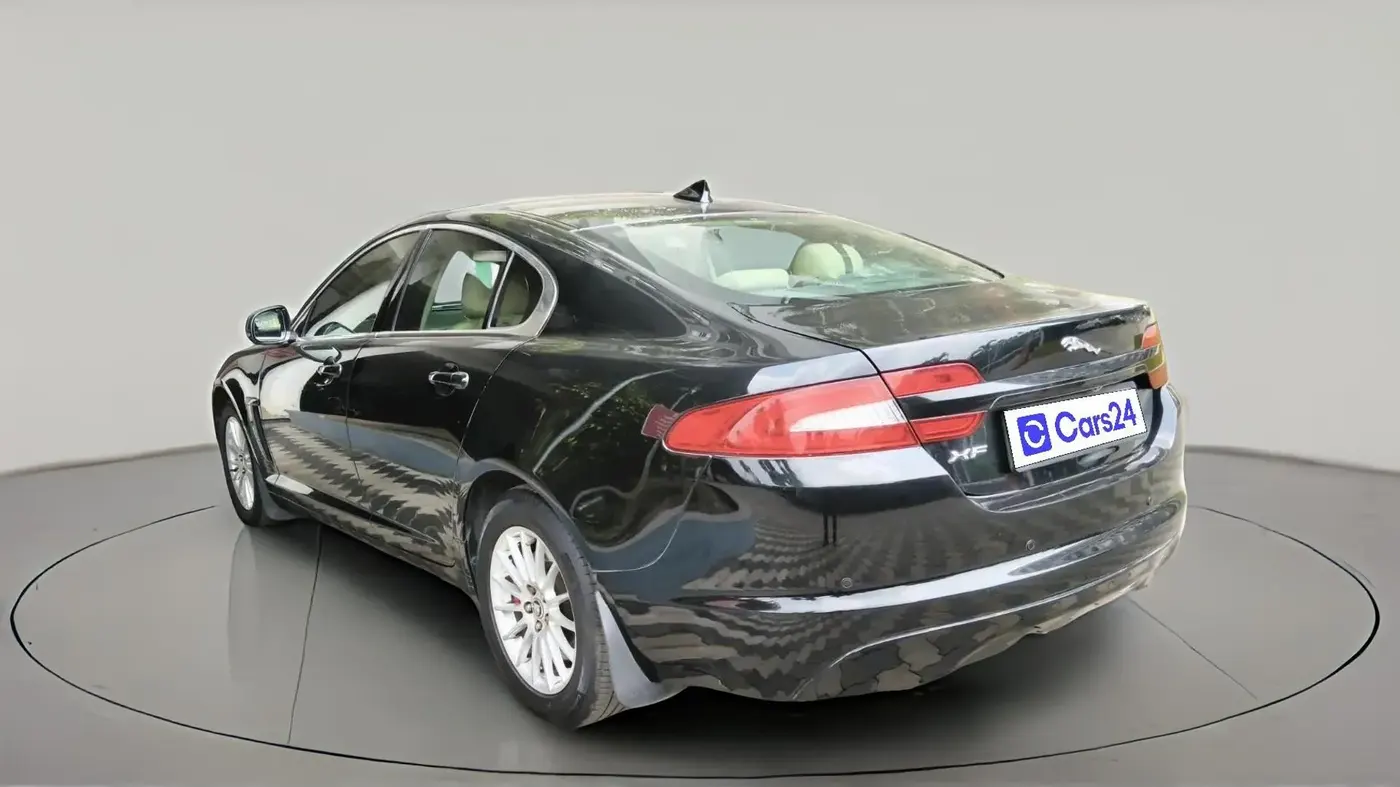 2013 Jaguar XF 2.2 DIESEL LUXURY, Diesel, Automatic, 61,891 km, exterior