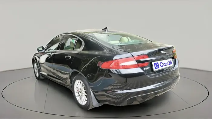 2013 Jaguar XF 2.2 DIESEL LUXURY, Diesel, Automatic, 61,891 km, exterior