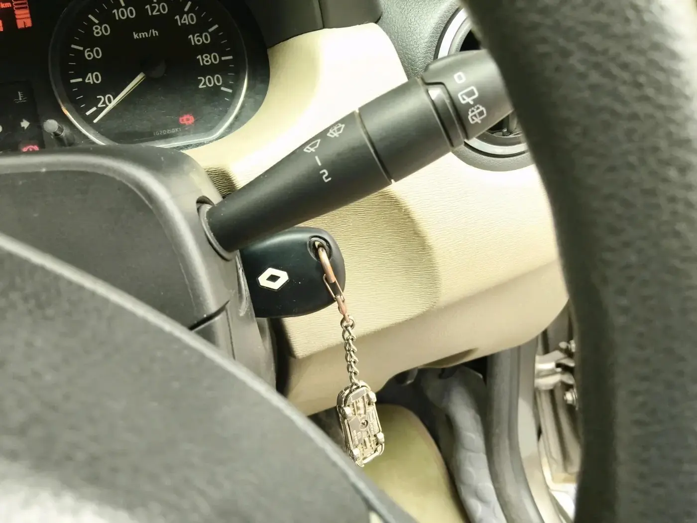 2014 Nissan Terrano XL O (D), Diesel, Manual, 1,13,068 km, interior