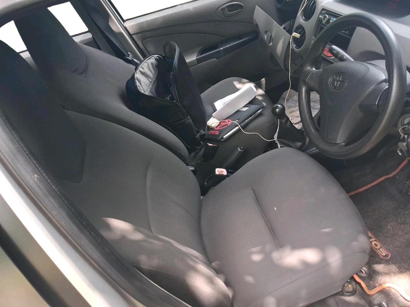 2011 Toyota Etios G, Petrol, Manual, 54,372 km, interior
