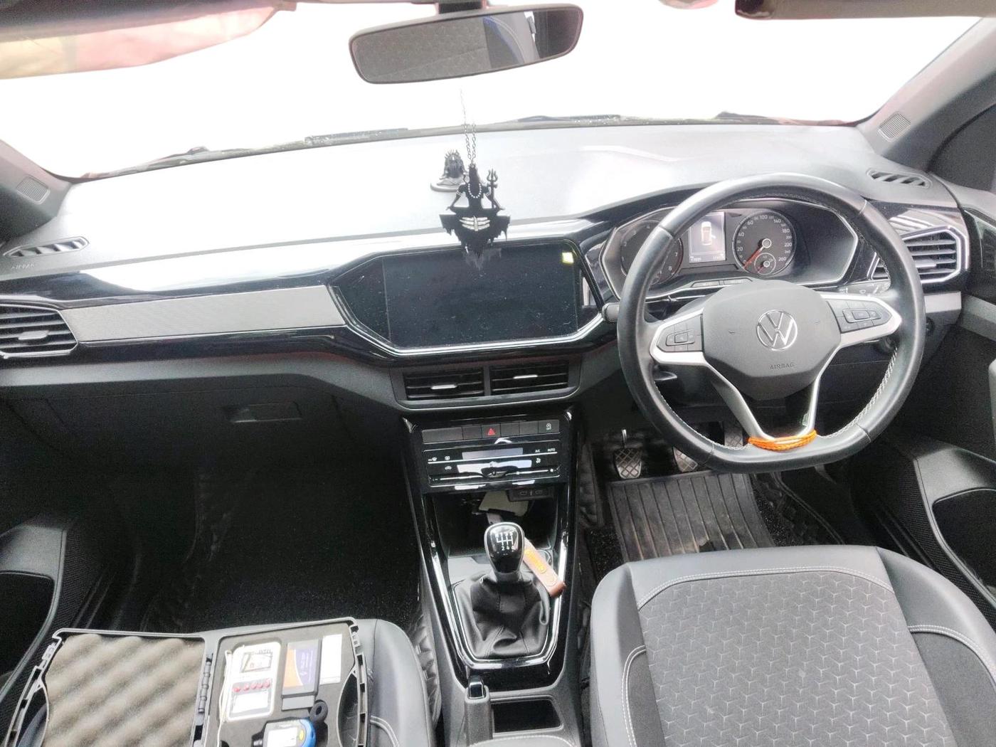 2024 Volkswagen TAIGUN GT Line 1.0L TSI MT, Petrol, Manual, 11,941 km, interior