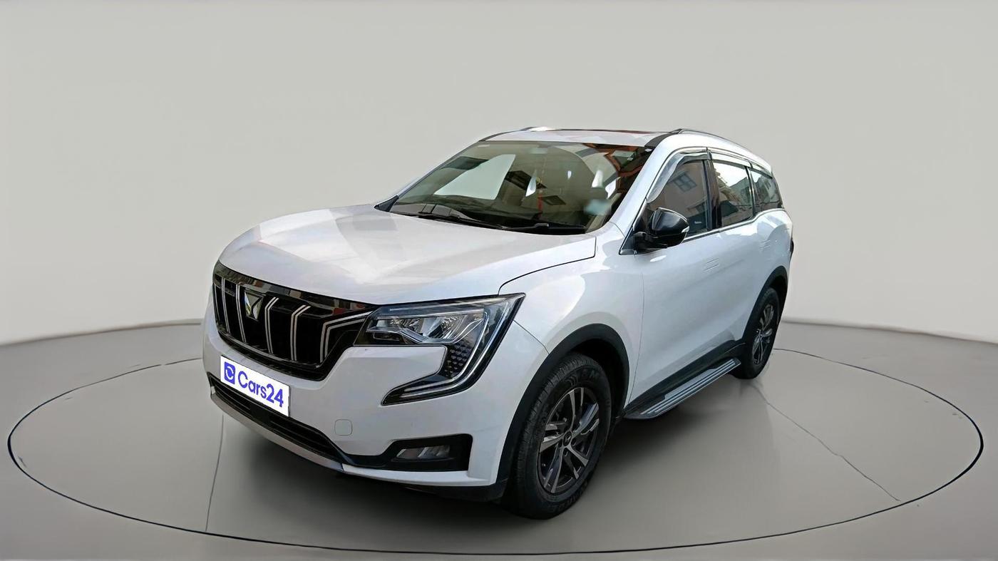 2023 Mahindra XUV700 AX 5 D MT 7 STR, Diesel, Manual, 32,989 km, exterior