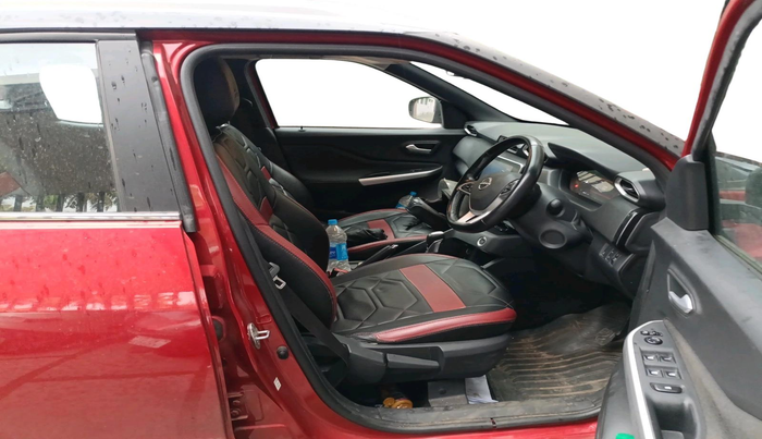 2021 Nissan MAGNITE XV PREMIUM TURBO CVT DUAL TONE, Petrol, Automatic, 48,835 km, interior