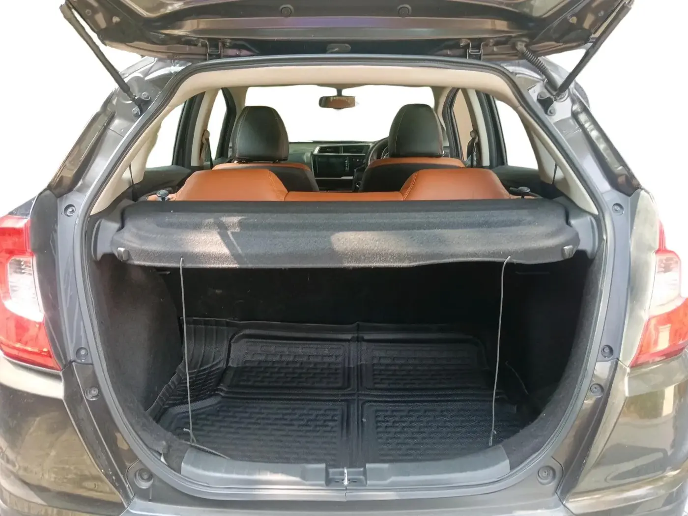 2018 Honda WR-V 1.5L I-DTEC VX MT, Diesel, Manual, 1,28,546 km, exterior