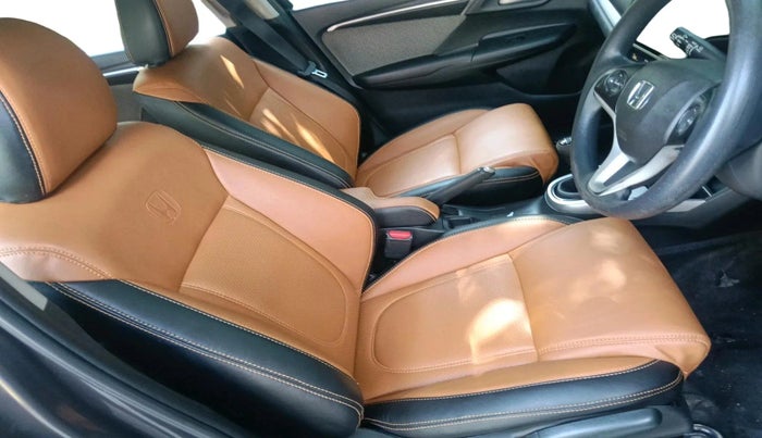 2018 Honda WR-V 1.5L I-DTEC VX MT, Diesel, Manual, 1,28,546 km, interior