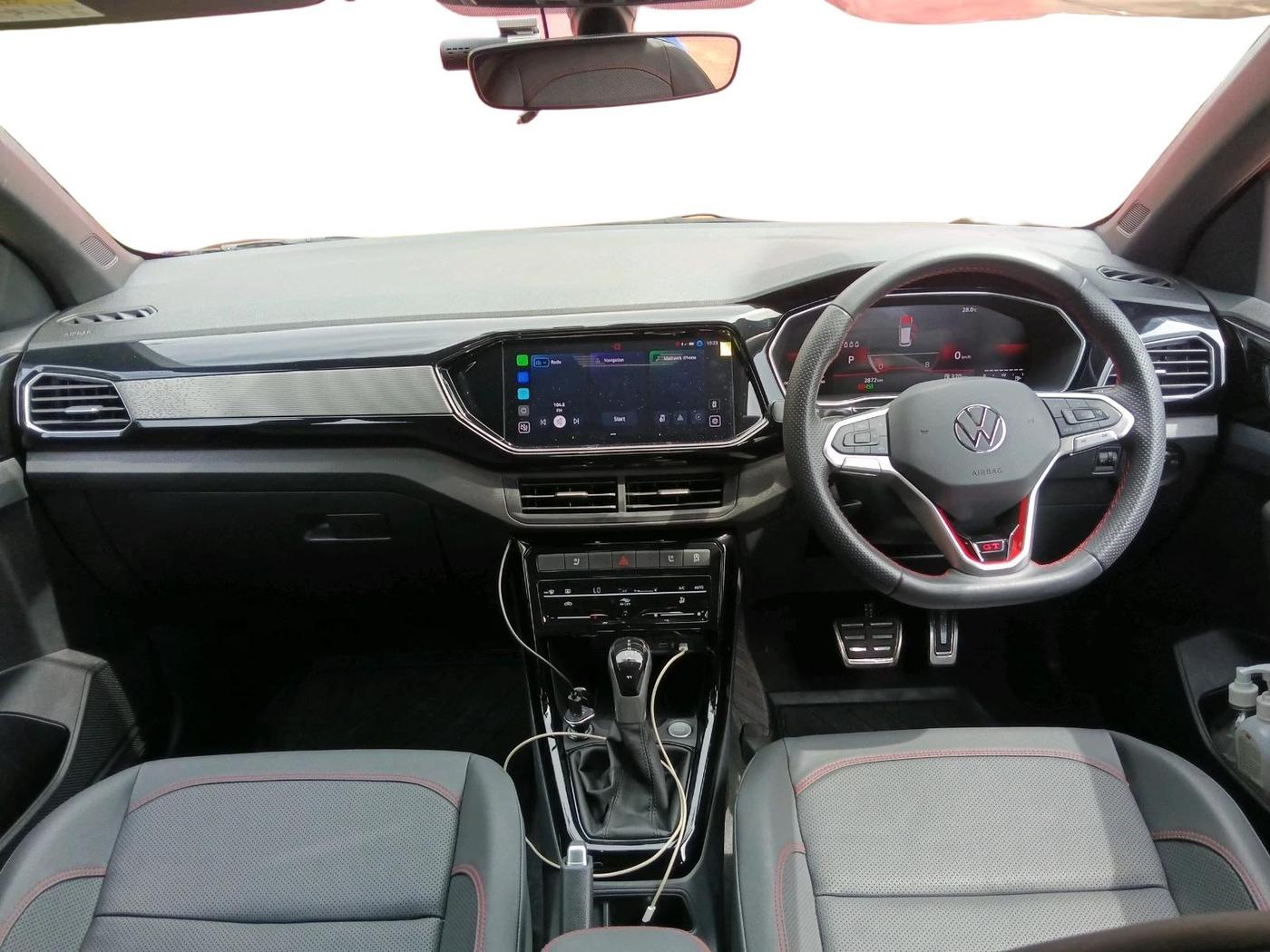 2025 Volkswagen TAIGUN GT PLUS 1.5 TSI DSG, Petrol, Automatic, 2,872 km, interior