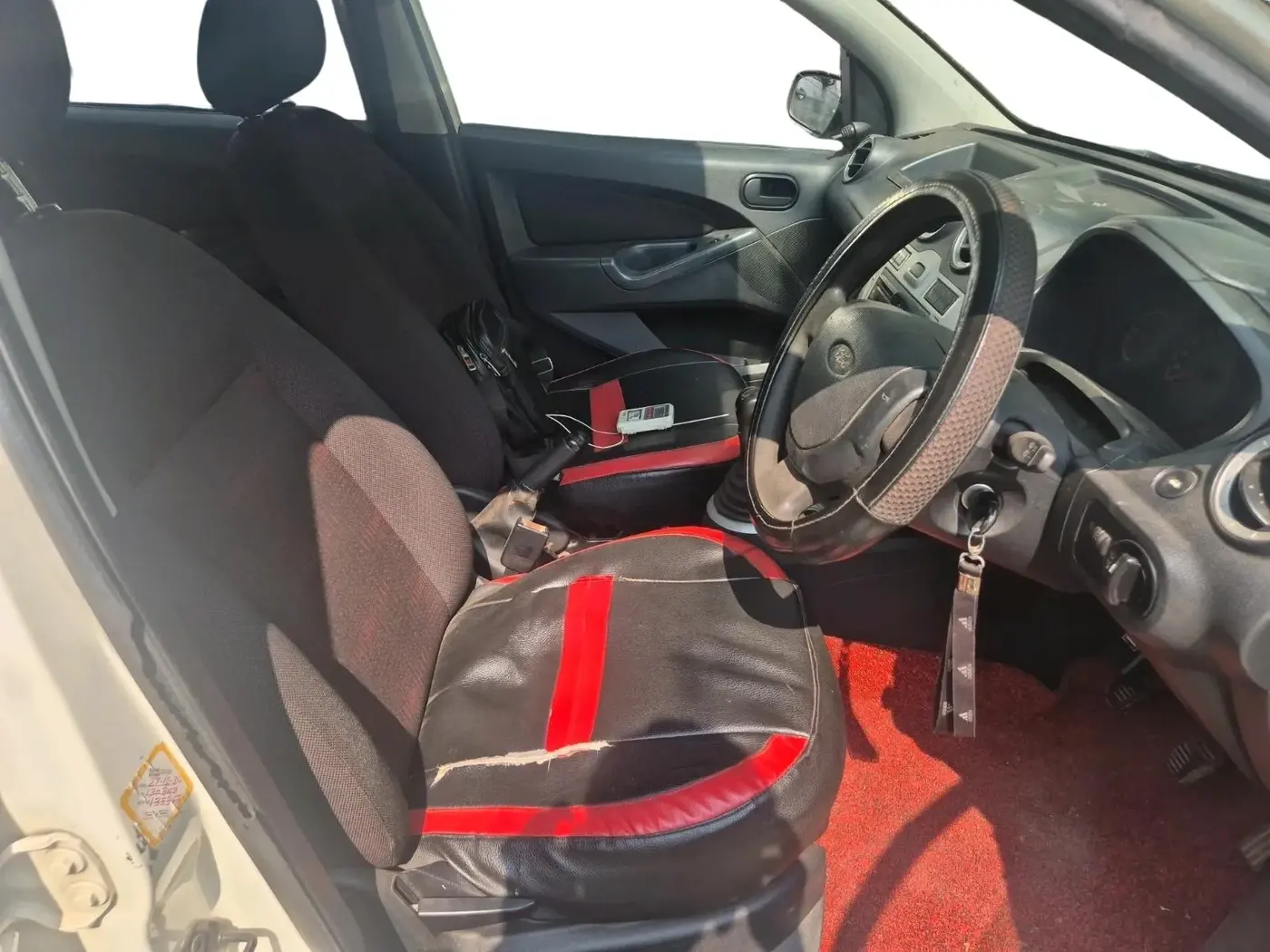 2011 Ford Figo EXI 1.4 DIESEL, Diesel, Manual, 1,34,654 km, interior