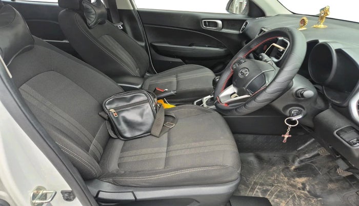 2021 Hyundai VENUE S 1.2, Petrol, Manual, 47,297 km, interior