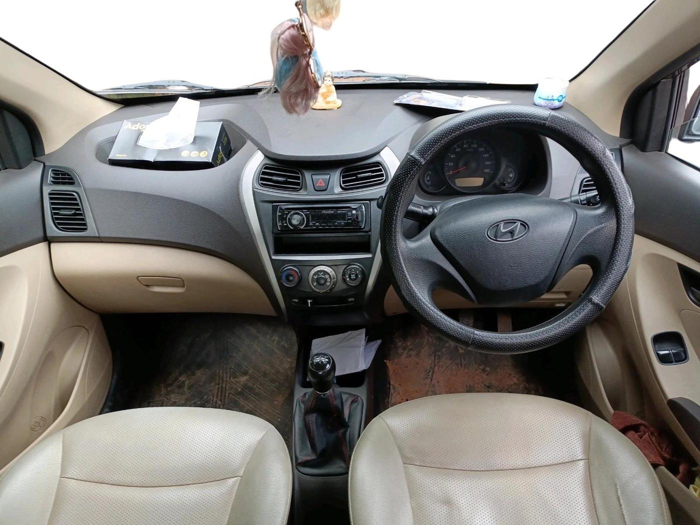 2018 Hyundai Eon ERA +, Petrol, Manual, 61,248 km, interior