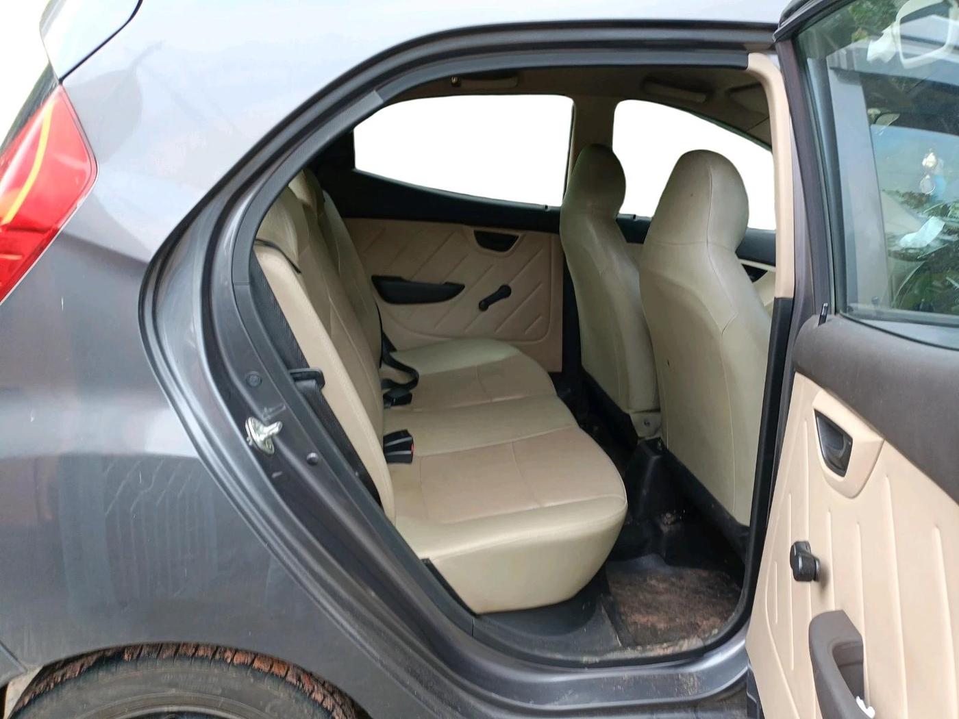 2018 Hyundai Eon ERA +, Petrol, Manual, 61,248 km, interior