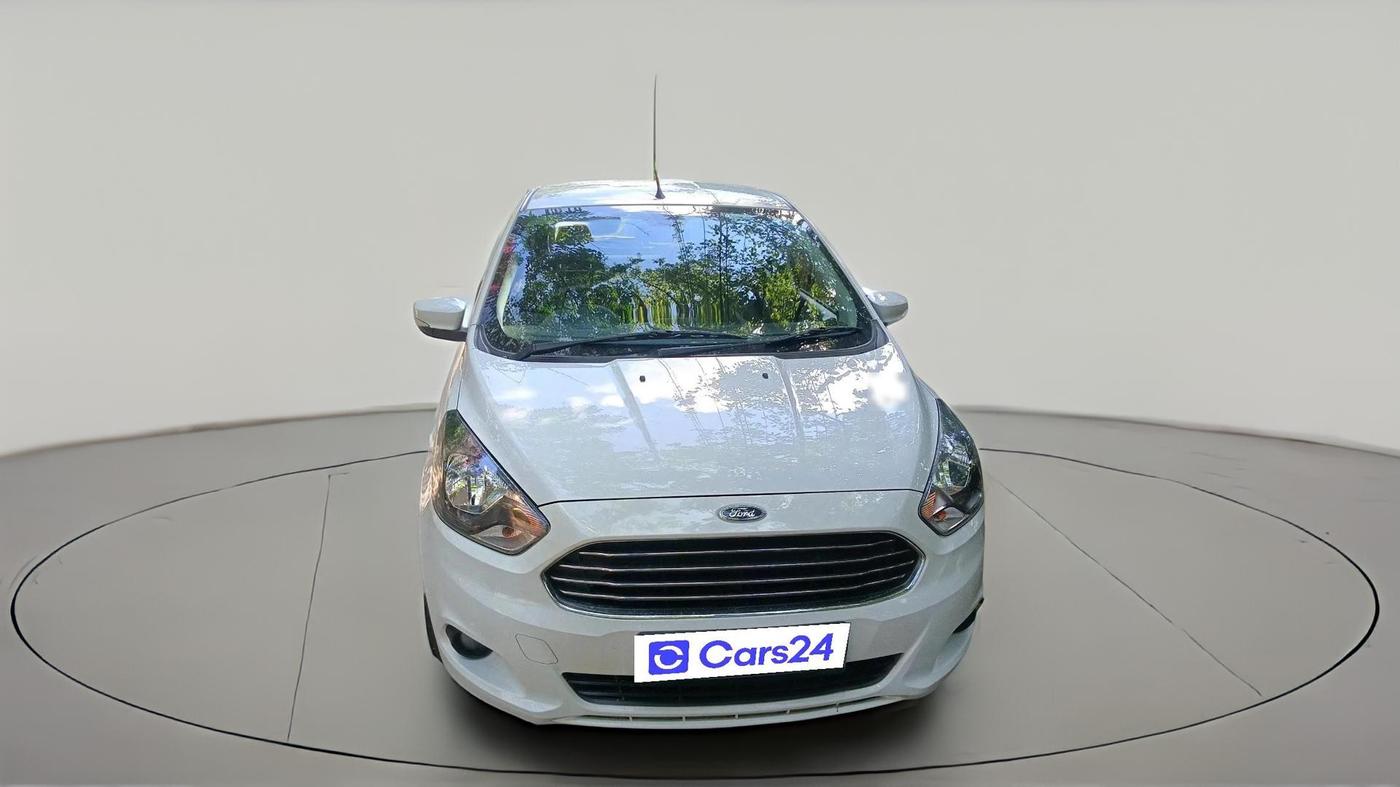 2016 Ford New Figo TITANIUM 1.2 PETROL MT, Petrol, Manual, 98,673 km, exterior