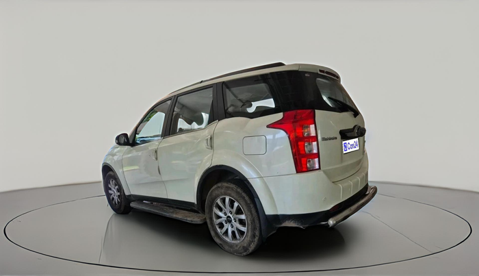 2015 Mahindra XUV500 W10, Diesel, Manual, 31,494 km, exterior