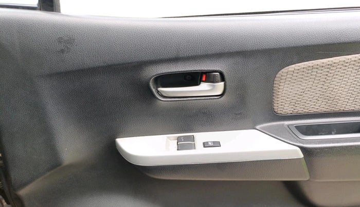 2016 Maruti Wagon R 1.0 LXI, Petrol, Manual, 57,445 km, interior