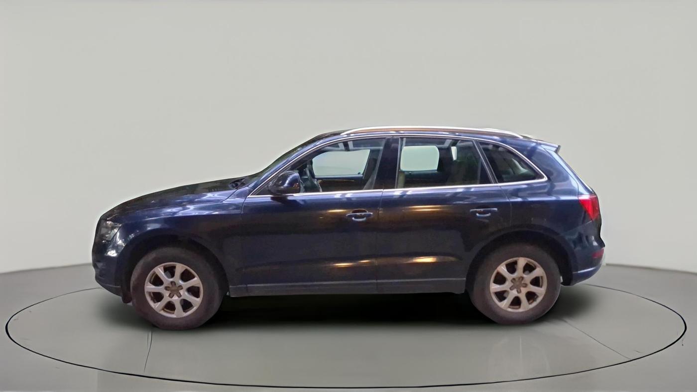 2011 Audi Q5 2.0 TFSI QUATTRO, Petrol, Automatic, 1,21,189 km, exterior
