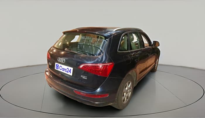 2011 Audi Q5 2.0 TFSI QUATTRO, Petrol, Automatic, 1,21,189 km, exterior