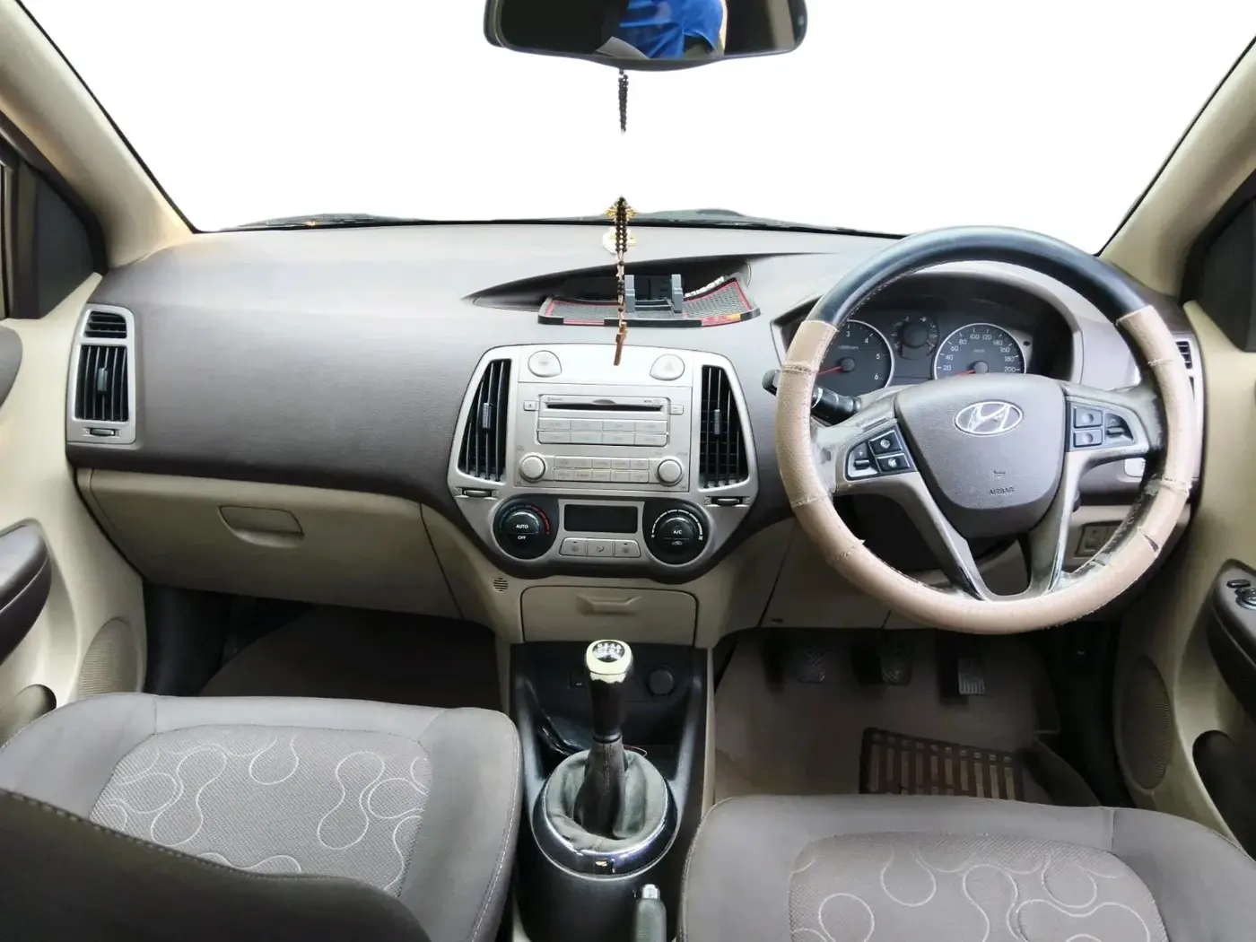 2011 Hyundai i20 SPORTZ 1.4 CRDI, Diesel, Manual, 98,104 km, interior
