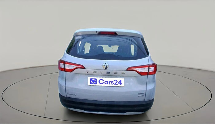2021 Renault TRIBER RXT AMT, Petrol, Automatic, 31,649 km, exterior